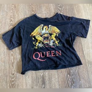 Queen graphic cropped band tee